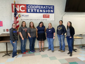 Cover photo for From Pasture to Plate: EFNEP Educators Discover the Secrets of Big Bottom Milk Company